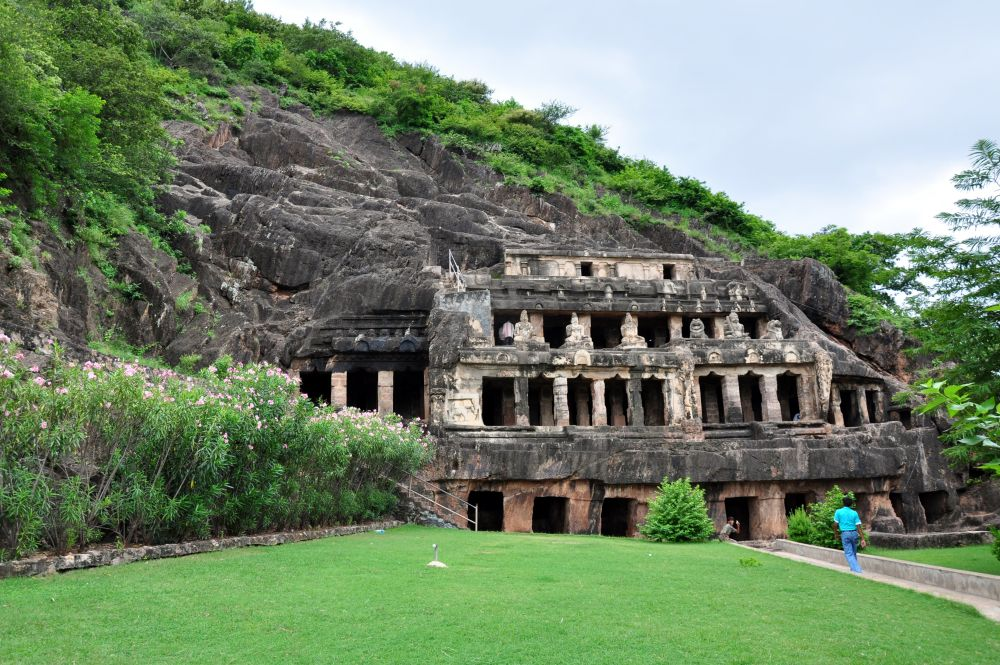 Hyderabad To Guntur Cab